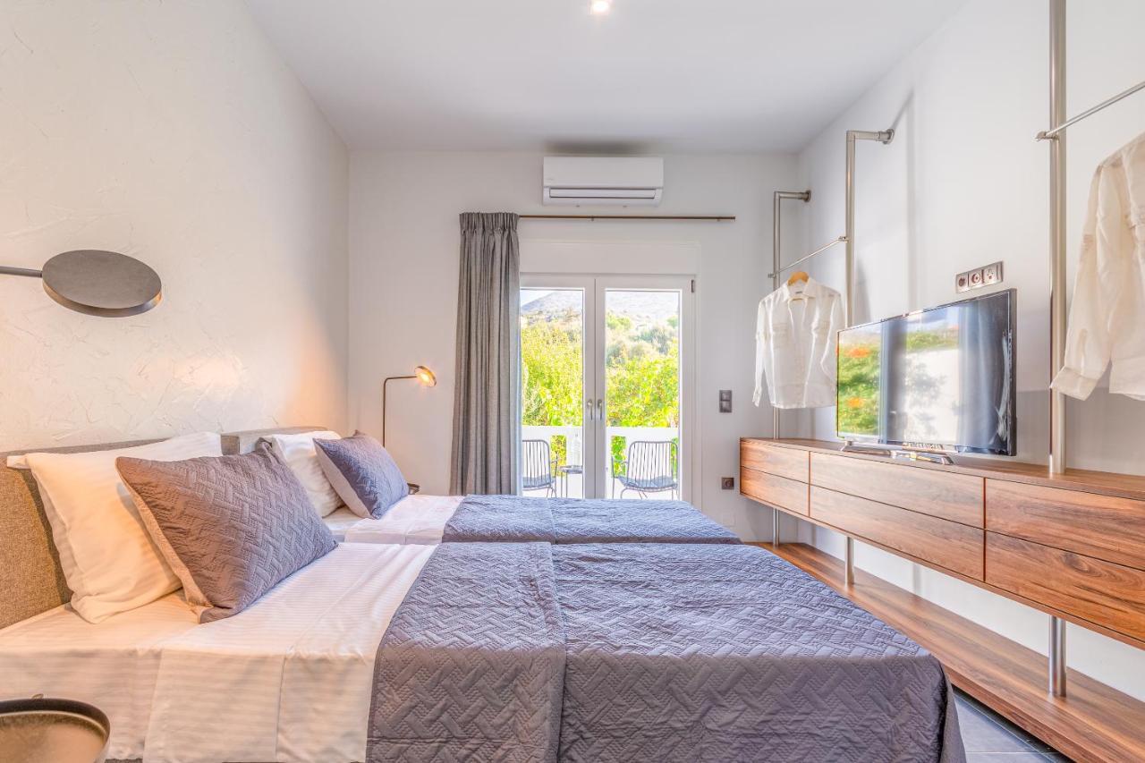 Queen'S Gem Luxury Villa - Heated Jacuzzi & Pool Hersonissos  Bagian luar foto