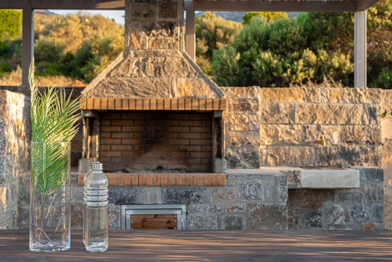Queen'S Gem Luxury Villa - Heated Jacuzzi & Pool Hersonissos  Bagian luar foto