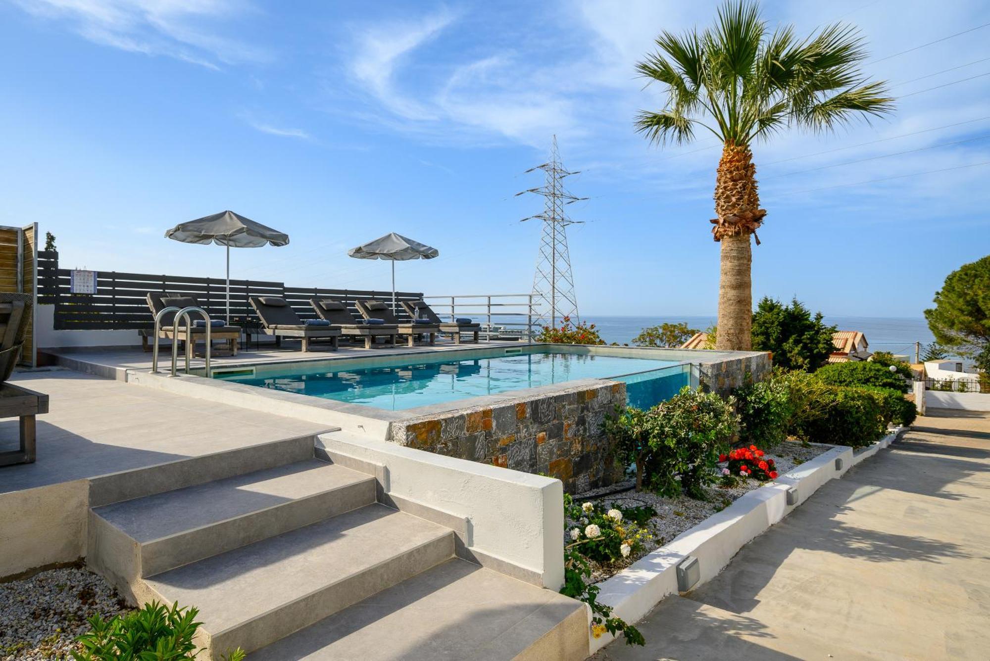 Queen'S Gem Luxury Villa - Heated Jacuzzi & Pool Hersonissos  Bagian luar foto