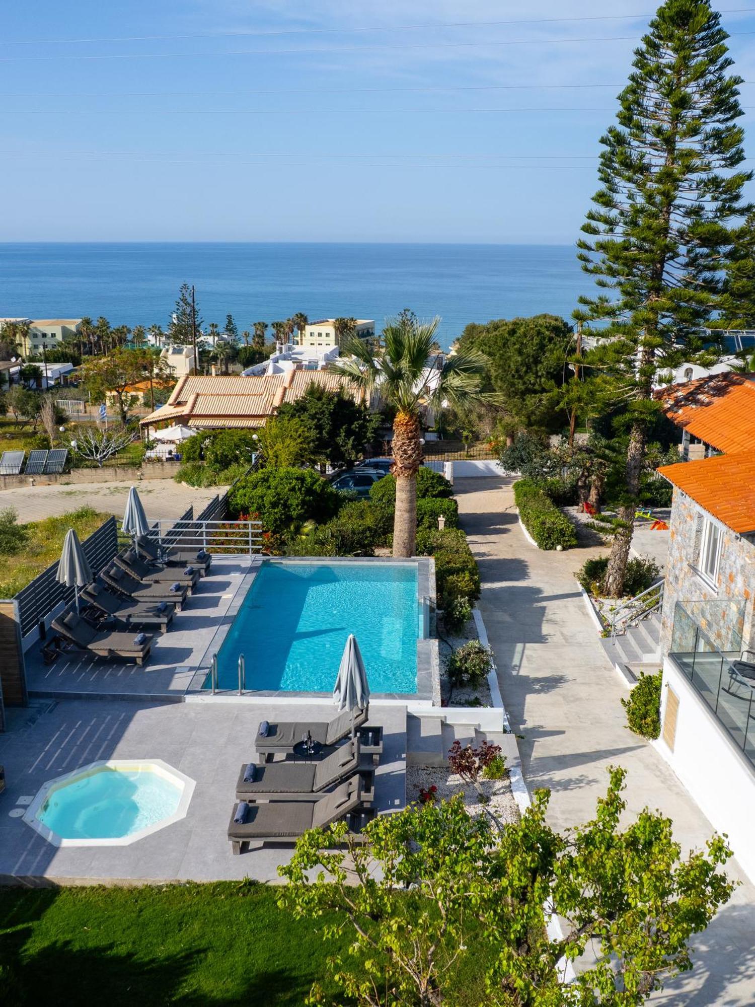 Queen'S Gem Luxury Villa - Heated Jacuzzi & Pool Hersonissos  Bagian luar foto